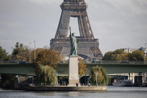 Replica of the statue of Liberty in Paris