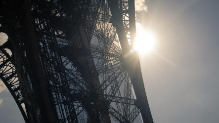Photo miniature Structure tour Eiffel au soleil